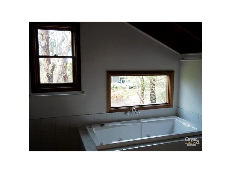 96 Bedford Road, Woodford NSW 2778