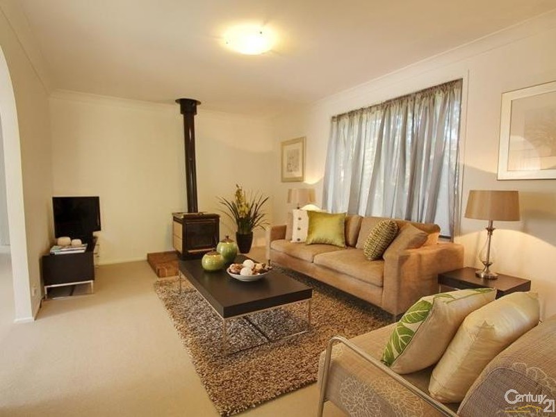 25 Railway Parade, Bullaburra NSW 2784