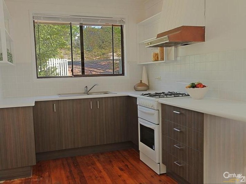 25 Railway Parade, Bullaburra NSW 2784