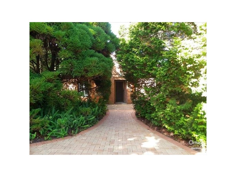11 Bourke Street, Blaxland NSW 2774