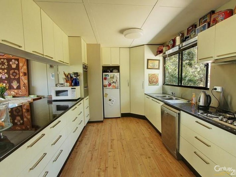 18 Buena Vista Road, Woodford NSW 2778