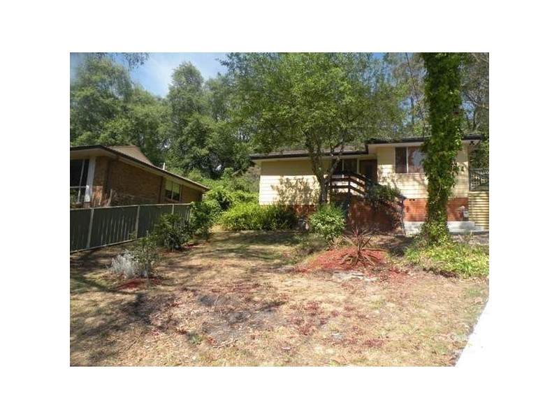 74 Hall Parade, Hazelbrook NSW 2779