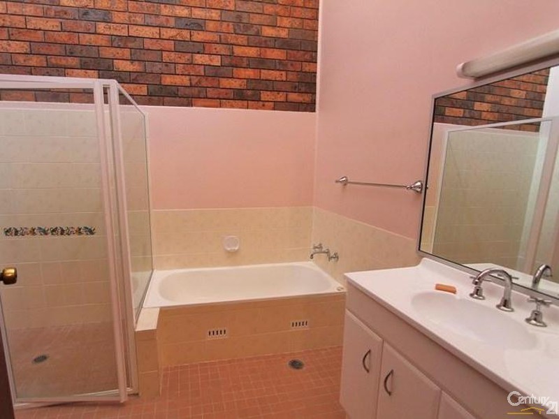 3 The Glen Crescent, Springwood NSW 2777