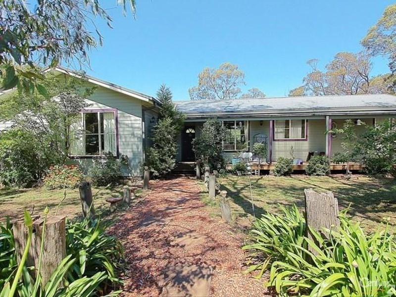 66 Boronia Road, Bullaburra NSW 2784