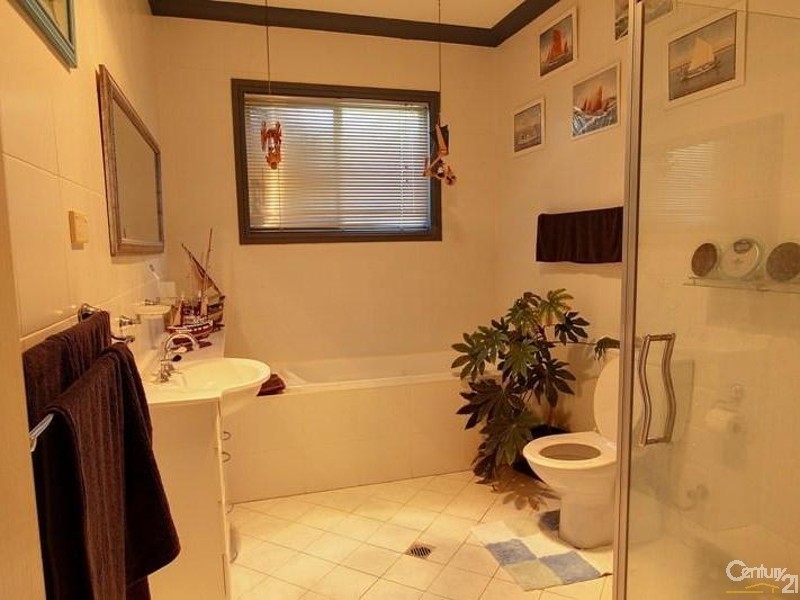 66 Boronia Road, Bullaburra NSW 2784