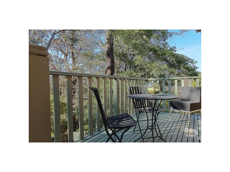 25 Railway Parade, Bullaburra NSW 2784