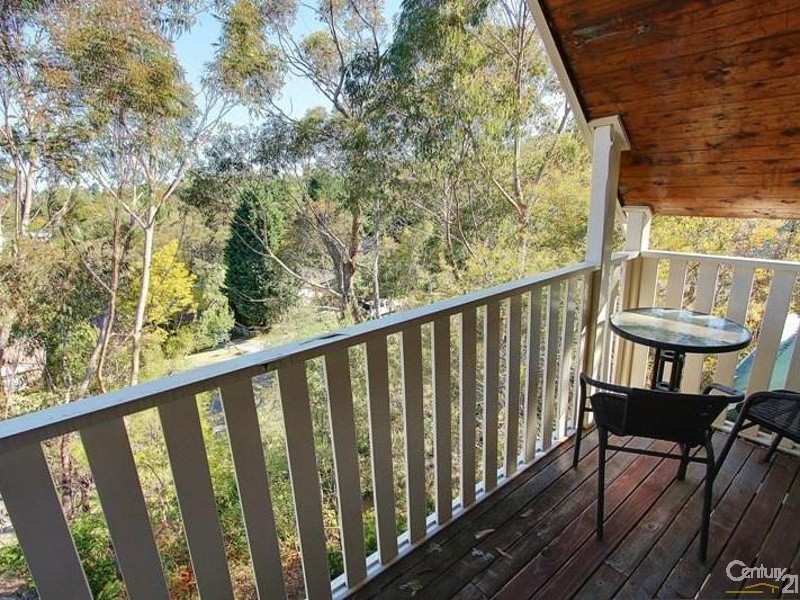 11 Derain Crescent, Hazelbrook NSW 2779