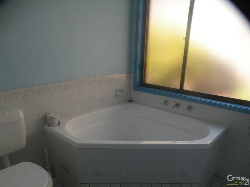 64 ALEXANDER, Hazelbrook NSW 2779