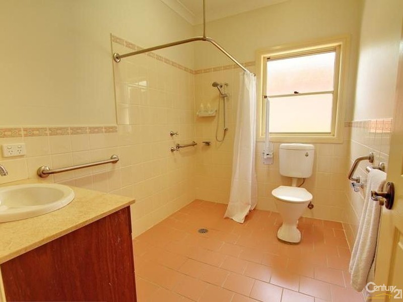 9 Weroona Avenue, Woodford NSW 2778