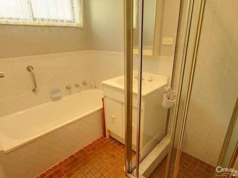 23 Railway Parade, Bullaburra NSW 2784