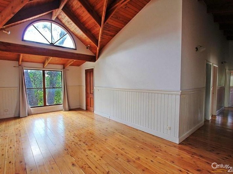 79 Great Western Highway, Woodford NSW 2778