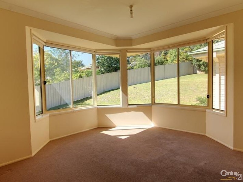 19 Kingfisher Crescent, Bullaburra NSW 2784