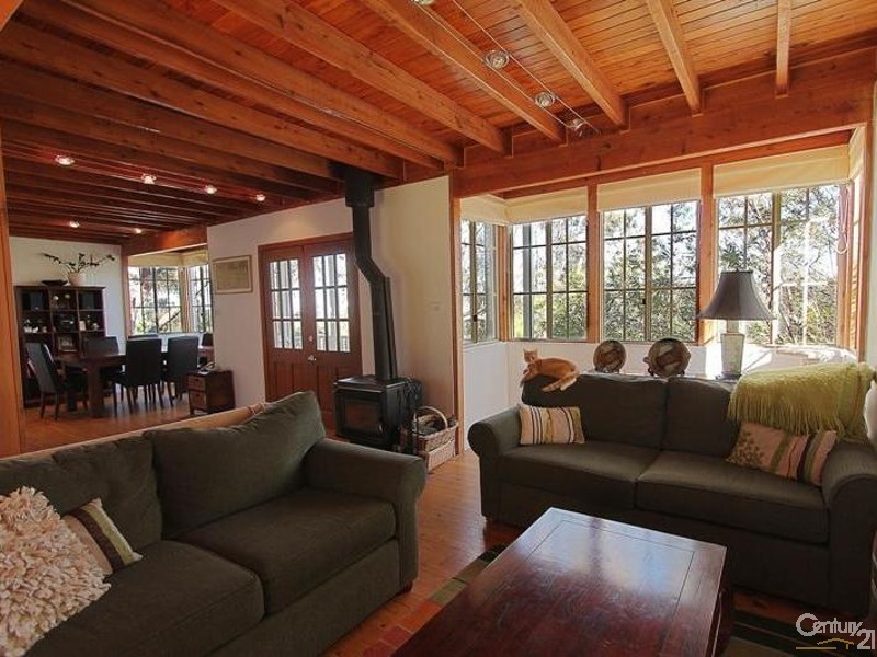 11 Derain Crescent, Hazelbrook NSW 2779