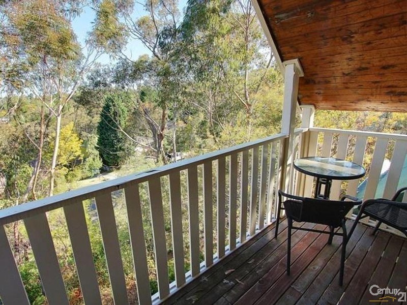 11 Derain Crescent, Hazelbrook NSW 2779