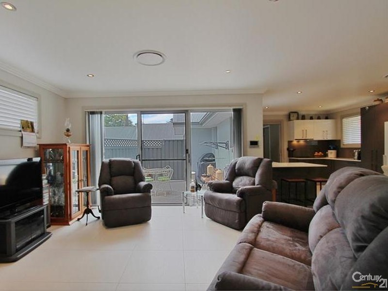 2/32 Old Bathurst Road, Blaxland NSW 2774