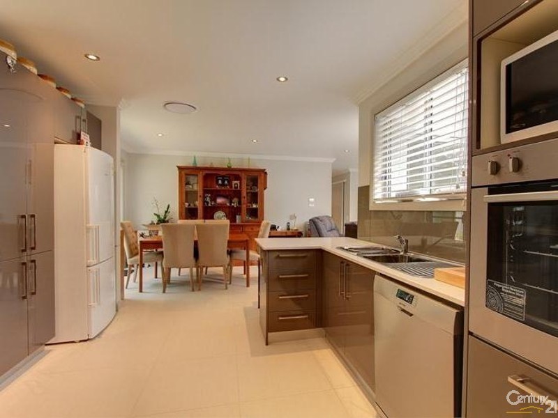 2/32 Old Bathurst Road, Blaxland NSW 2774