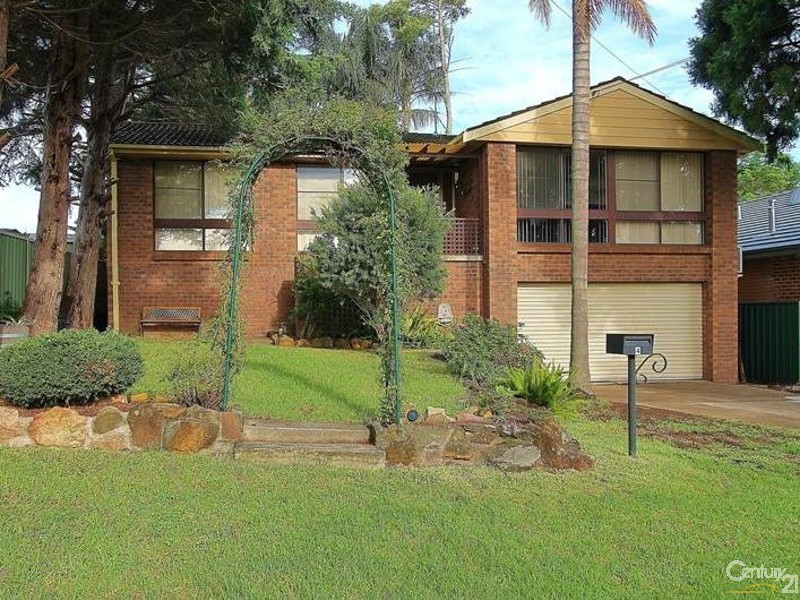 4 Catherine Crescent, Blaxland NSW 2774