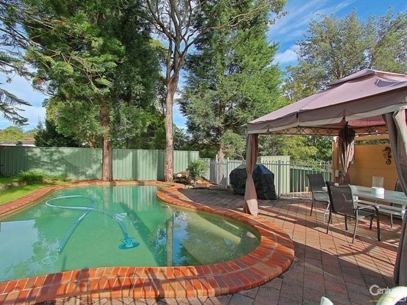 4 Catherine Crescent, Blaxland NSW 2774