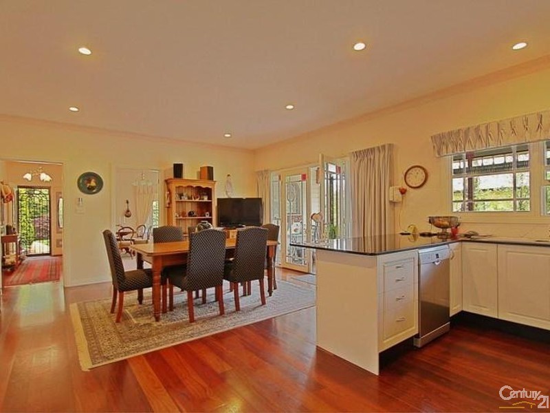 8 St Georges Road, Leura NSW 2780