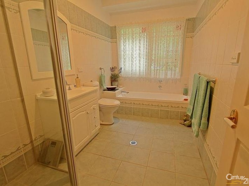 8 St Georges Road, Leura NSW 2780