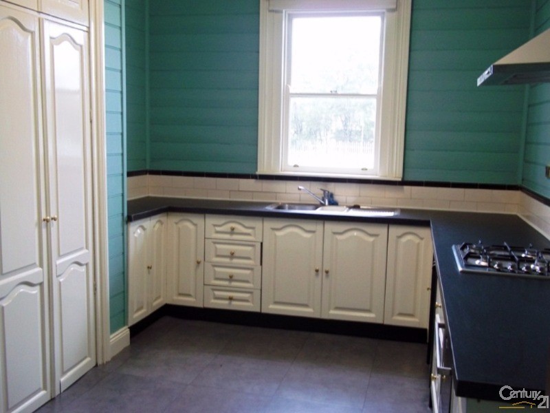 241 Great Western Highway, Lawson NSW 2783