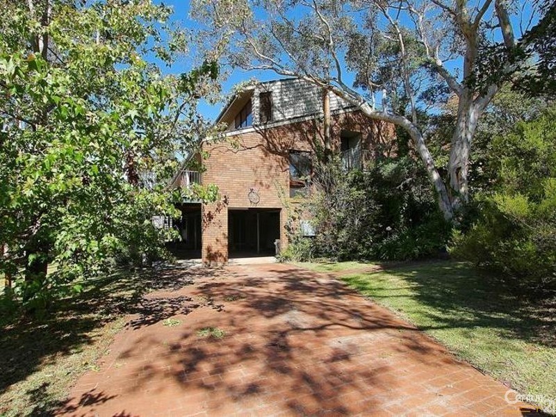 11 Parker Street, Woodford NSW 2778