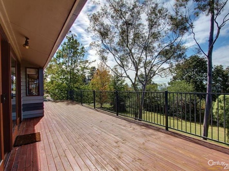 11 Parker Street, Woodford NSW 2778