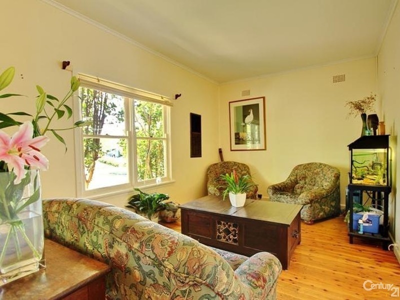 210 Hawkesbury Road, Winmalee NSW 2777