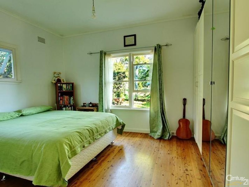 210 Hawkesbury Road, Winmalee NSW 2777