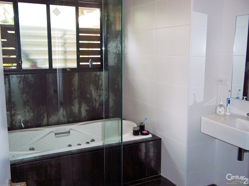 5 Mount View Avenue, Hazelbrook NSW 2779