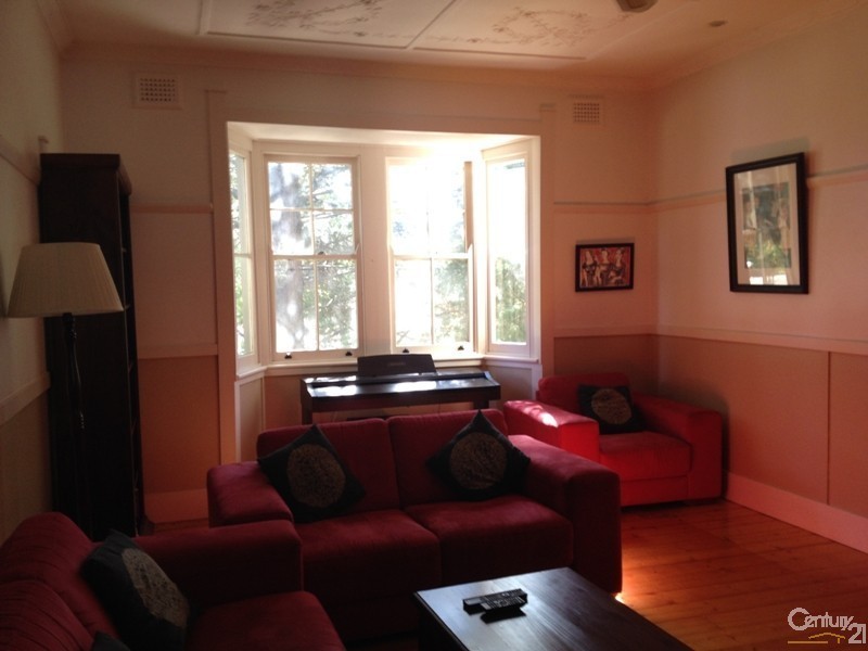 5 Oaklands Road, Hazelbrook NSW 2779