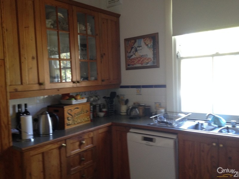 5 Oaklands Road, Hazelbrook NSW 2779