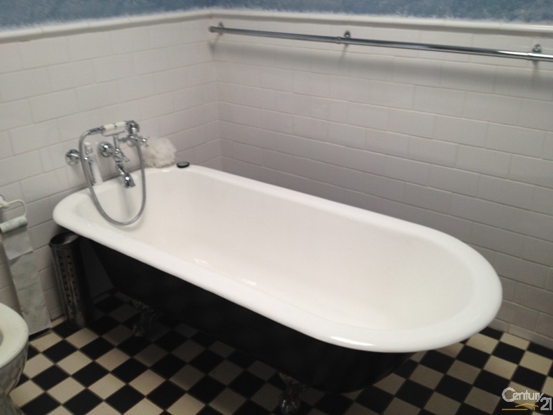 5 Oaklands Road, Hazelbrook NSW 2779