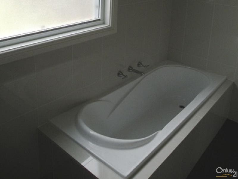 35A Railway Parade, Bullaburra NSW 2784