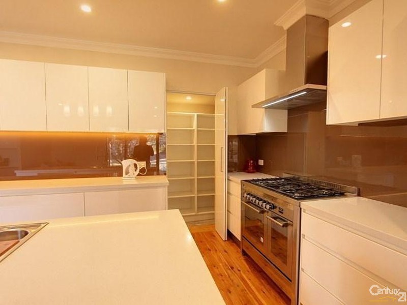 6 Hazelbrook Parade, Hazelbrook NSW 2779