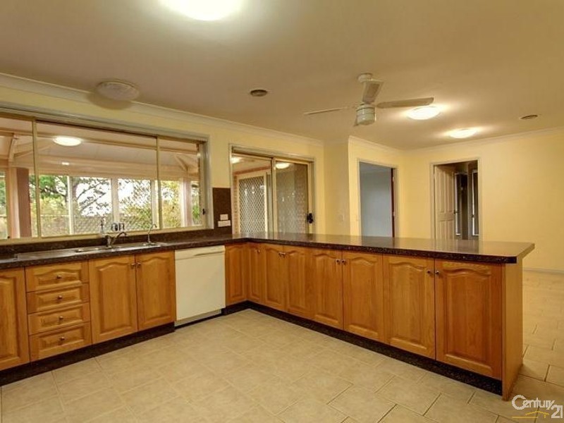 8 Tableland Road, Wentworth Falls NSW 2782