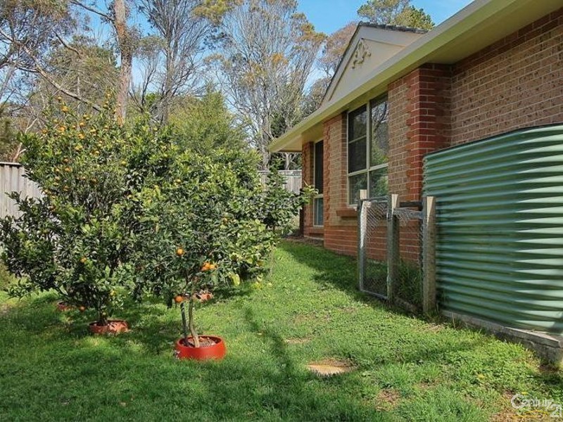 8 Tableland Road, Wentworth Falls NSW 2782