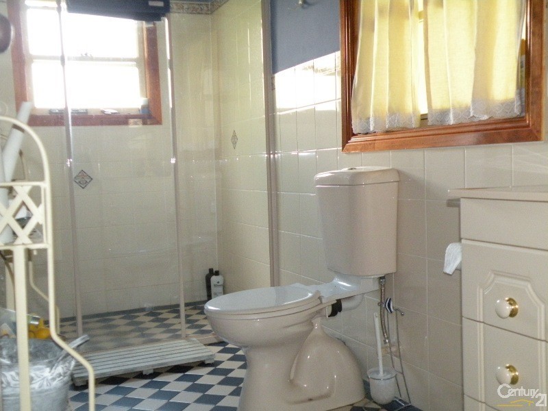 69 Railway Parade, Hazelbrook NSW 2779