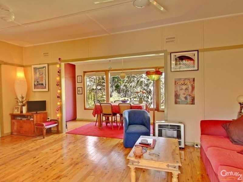 6 Riches Avenue, Woodford NSW 2778