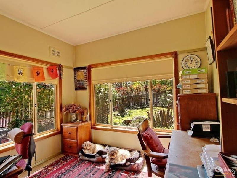 6 Riches Avenue, Woodford NSW 2778