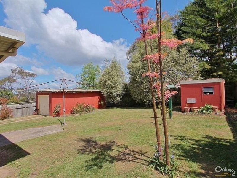 35 Tablelands Road, Wentworth Falls NSW 2782