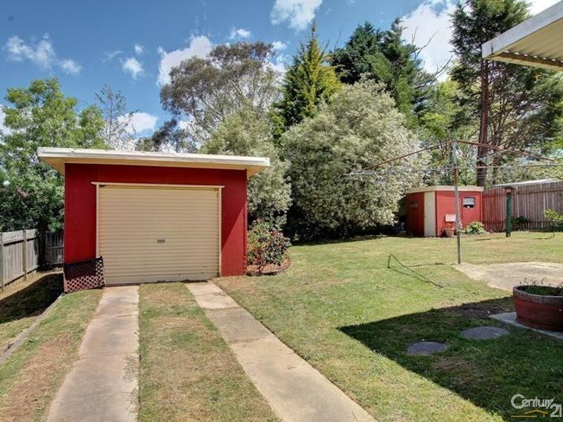 35 Tablelands Road, Wentworth Falls NSW 2782