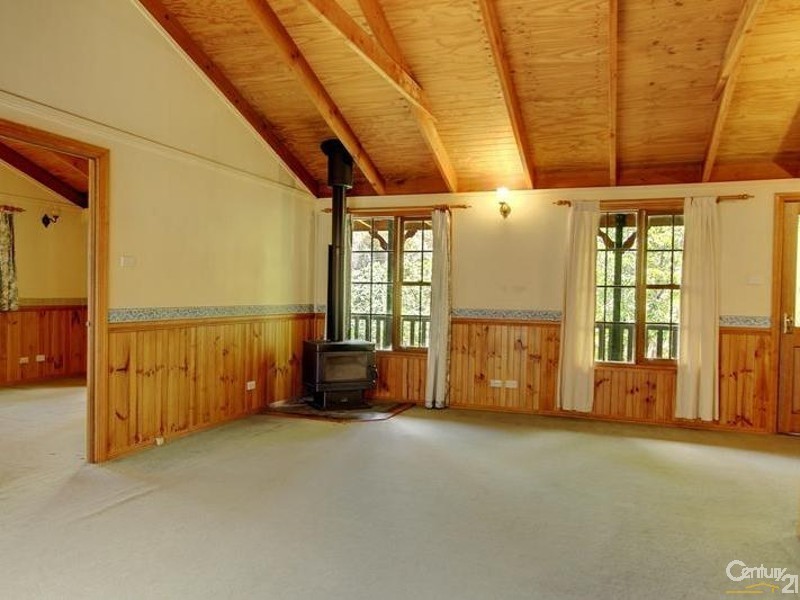 57 John Street, Hazelbrook NSW 2779