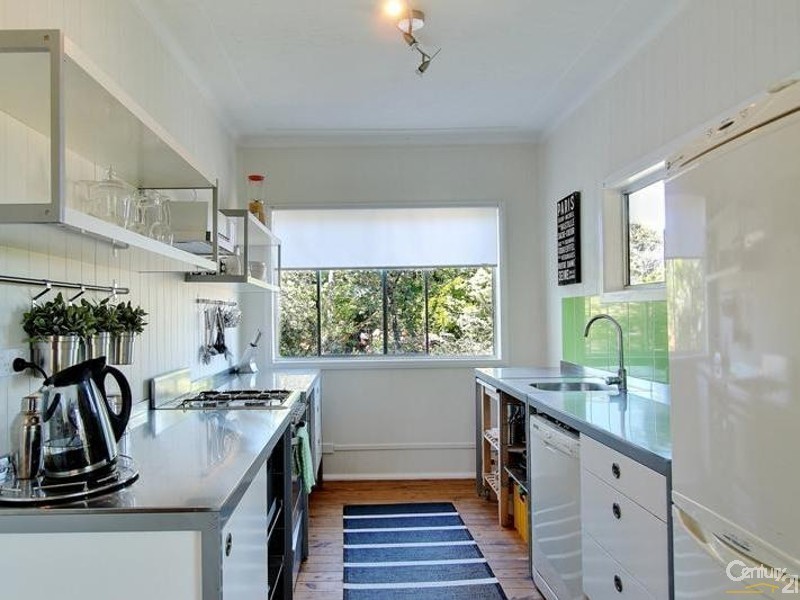 33 Valley Road, Hazelbrook NSW 2779