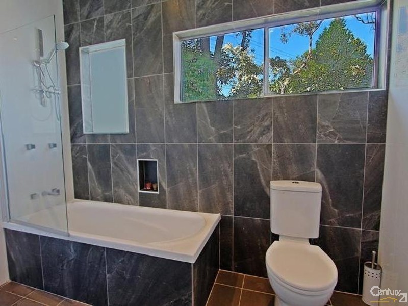 33 Valley Road, Hazelbrook NSW 2779