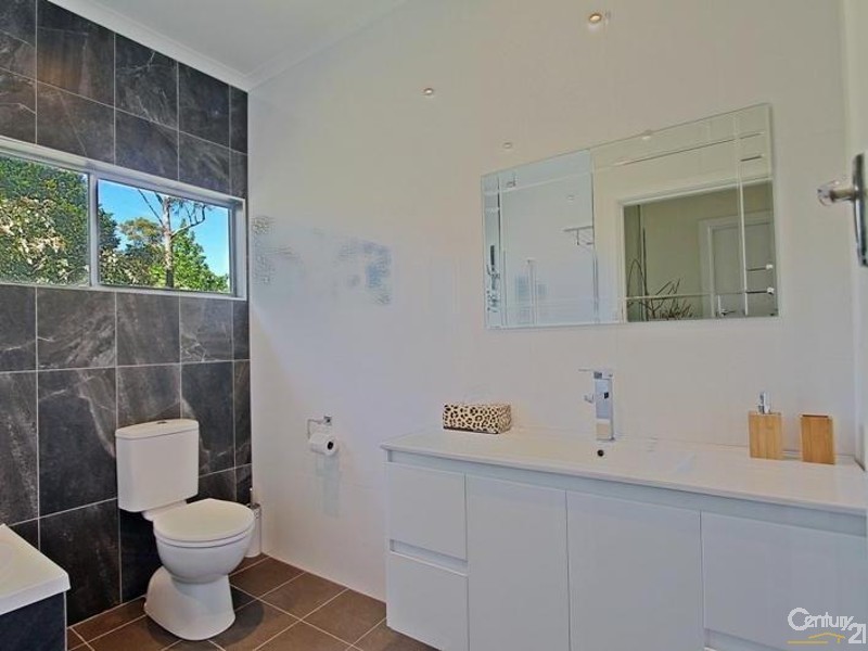 33 Valley Road, Hazelbrook NSW 2779