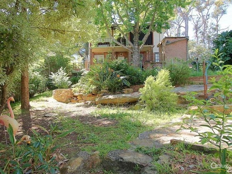 33 Valley Road, Hazelbrook NSW 2779