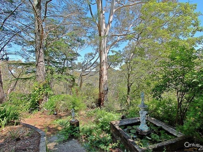 33 Valley Road, Hazelbrook NSW 2779