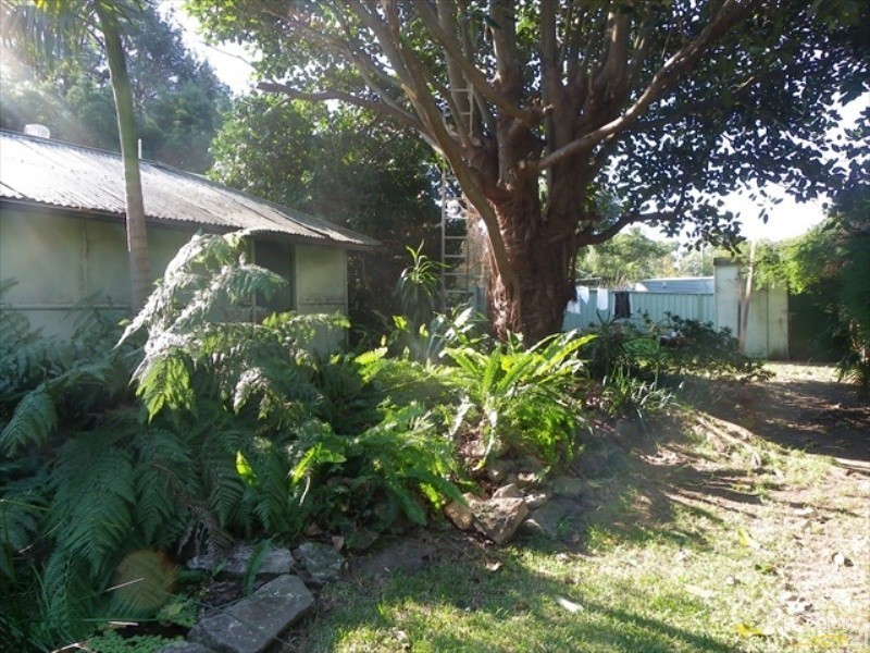11 Bourke Street, Blaxland NSW 2774