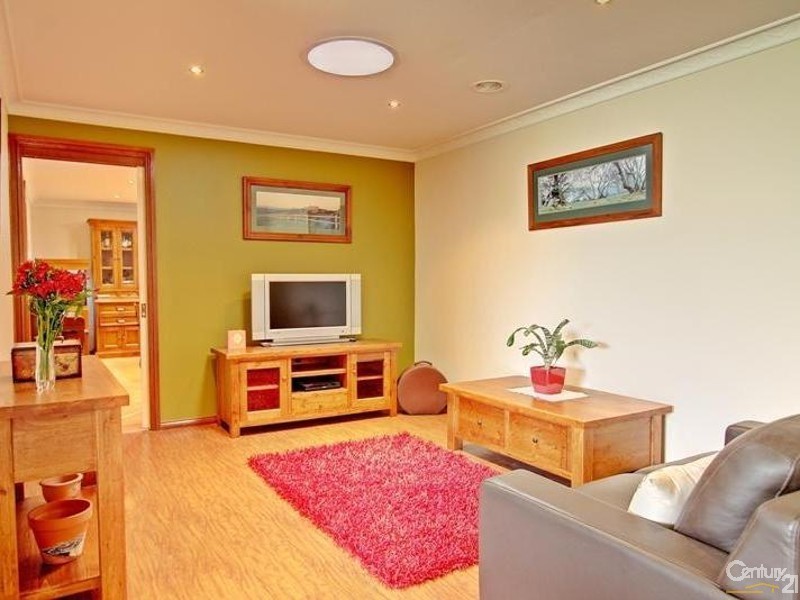 9 Queens View Crescent, Lawson NSW 2783